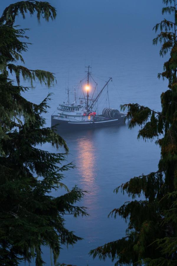 Bjorn Holm Vila Port Renfrew Exterior foto