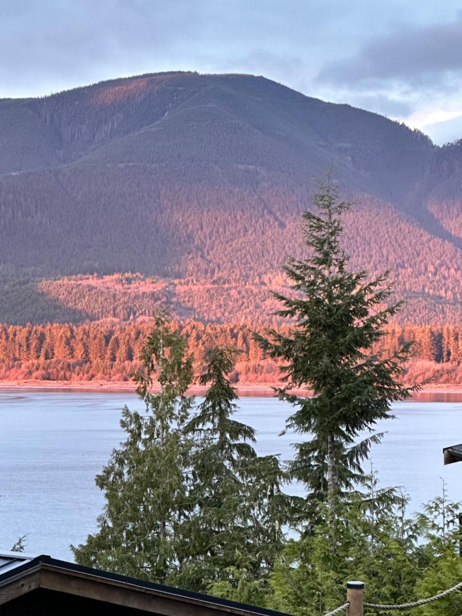 Bjorn Holm Port Renfrew Exterior foto
